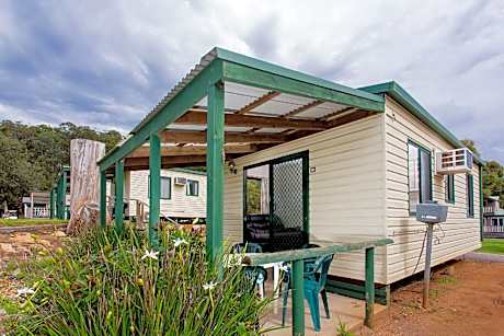 Comfort Beachfront Bungalow