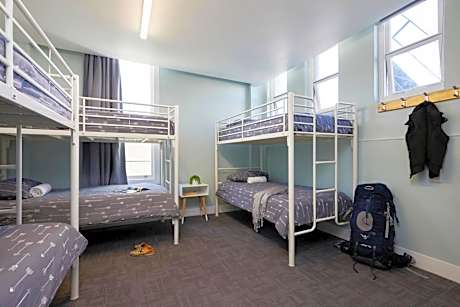 6 Bed Dorm Mixed with Ensuite