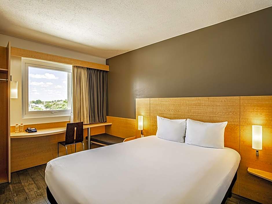 Ibis Merida