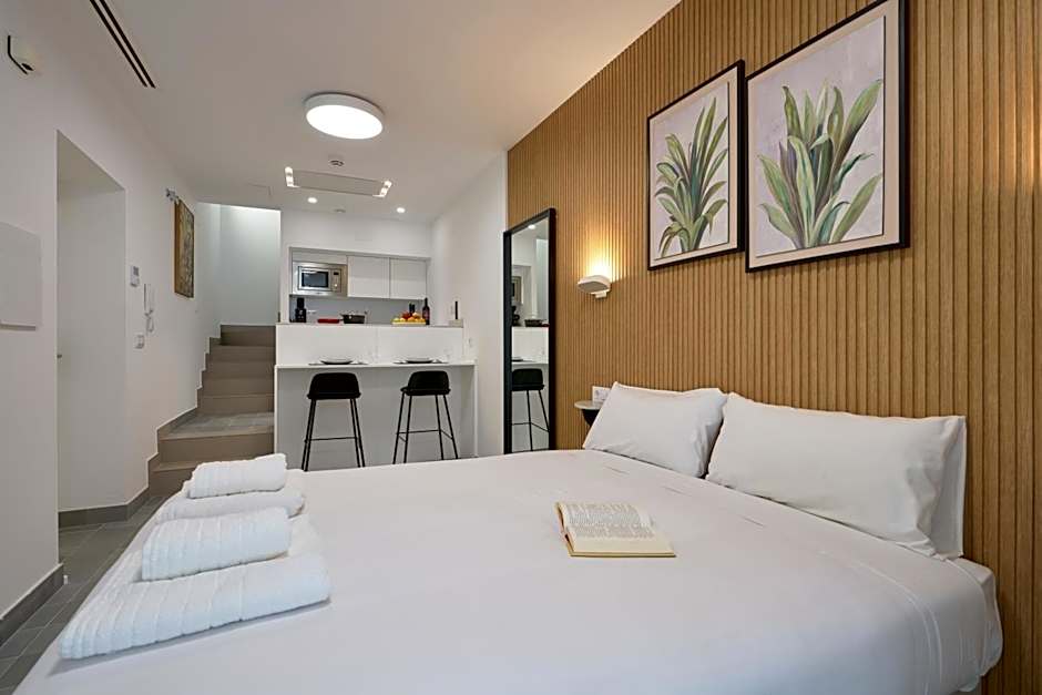 Naranjas y Limones, by Homing U