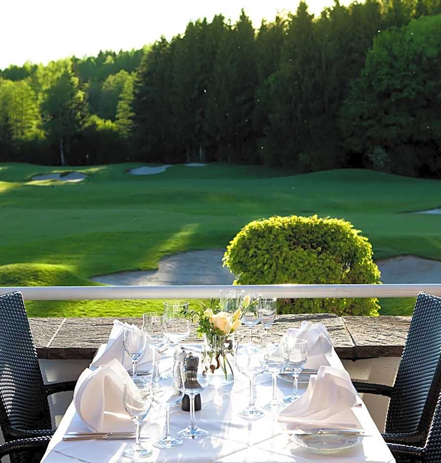 Golfhotel Bodensee by Michael Ritter