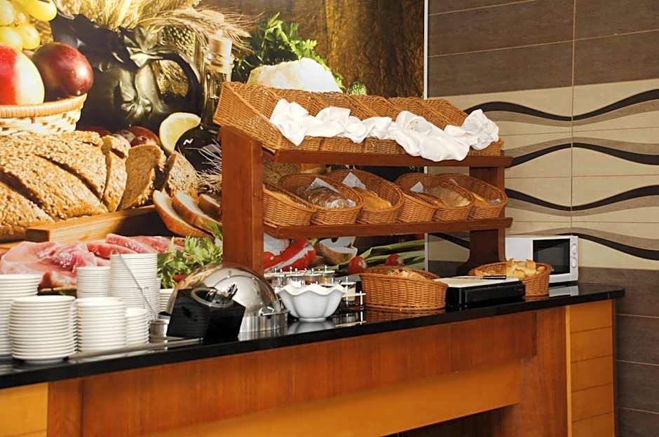 White Gold Hotel & Spa