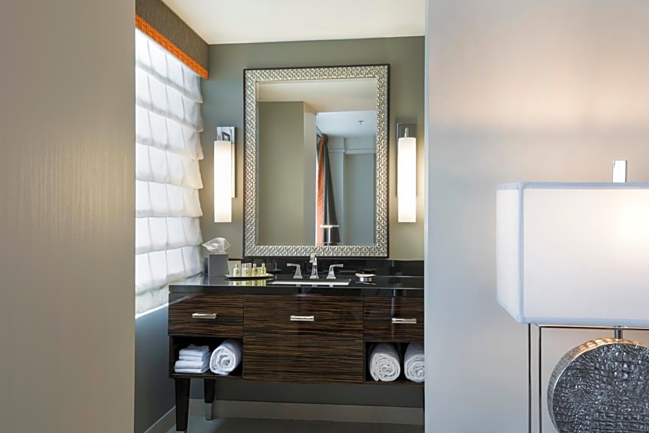 Colcord Hotel Oklahoma City, Curio Collection by Hilton