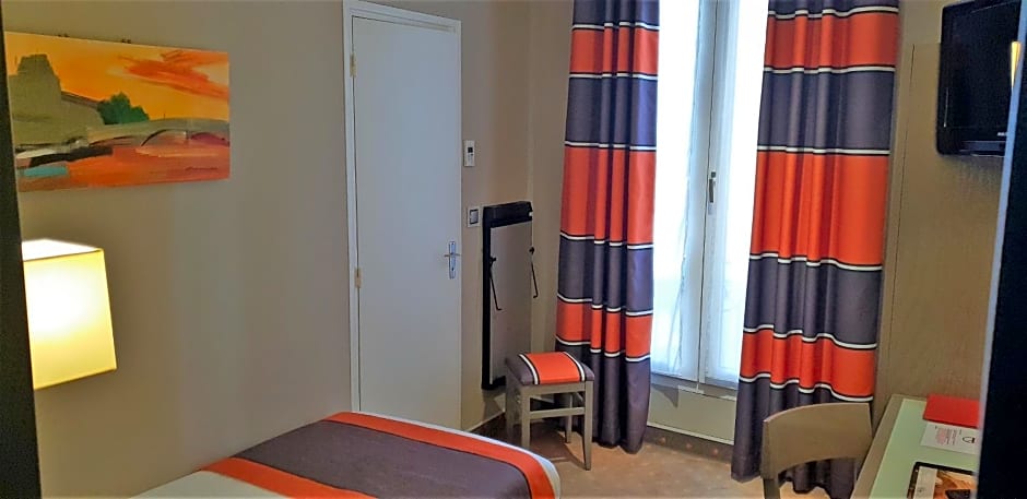HOTEL BEAUGRENELLE SAINT CHARLES TOUR EIFFEL