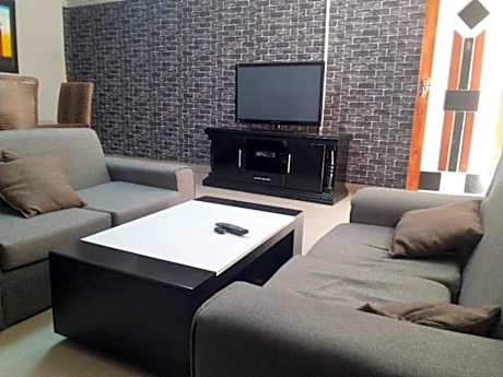 Leisure 45 Guest House