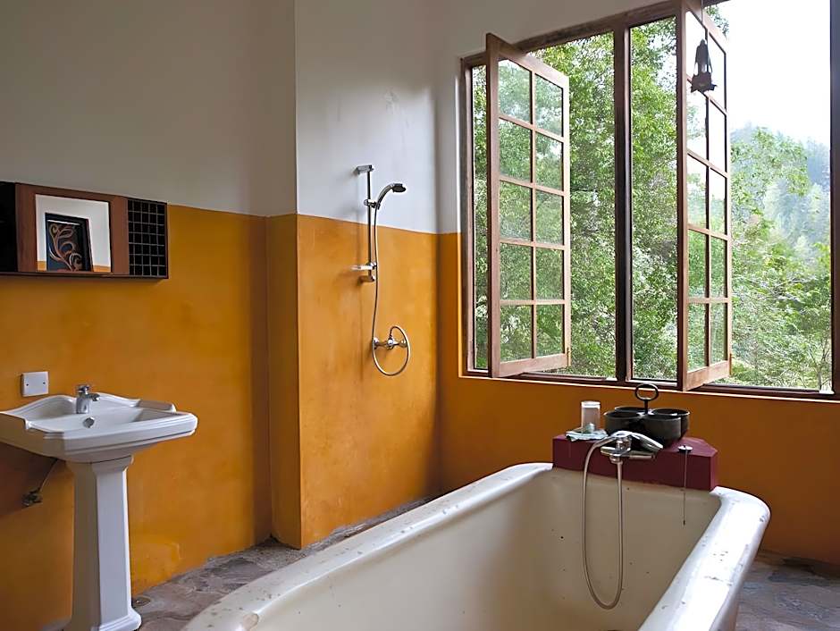 Kandy Samadhi Centre Hotel