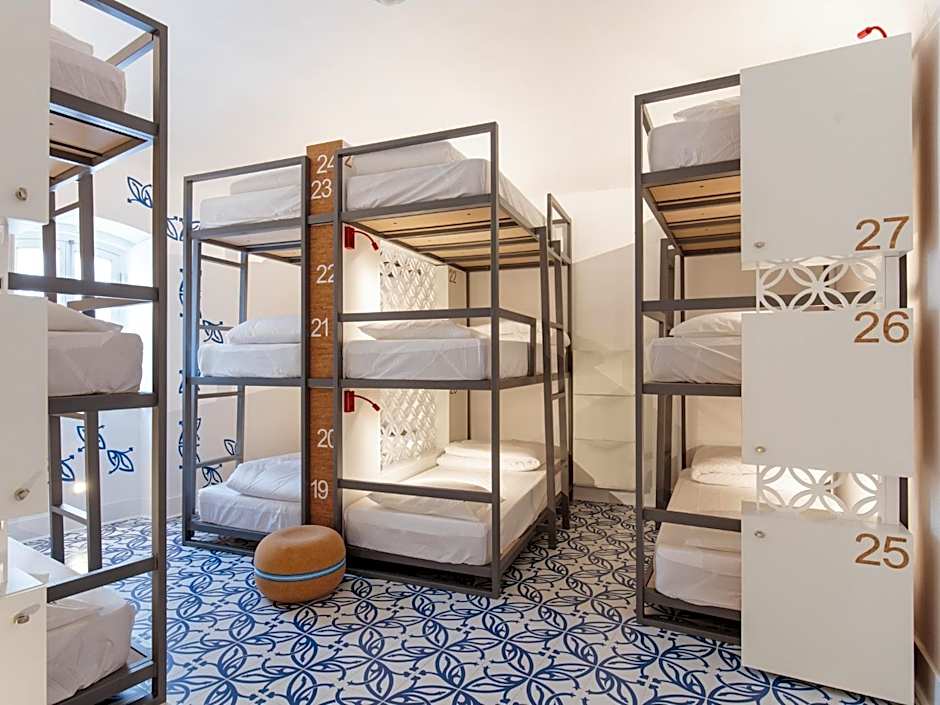 Heaven Inn Suites & Terrace