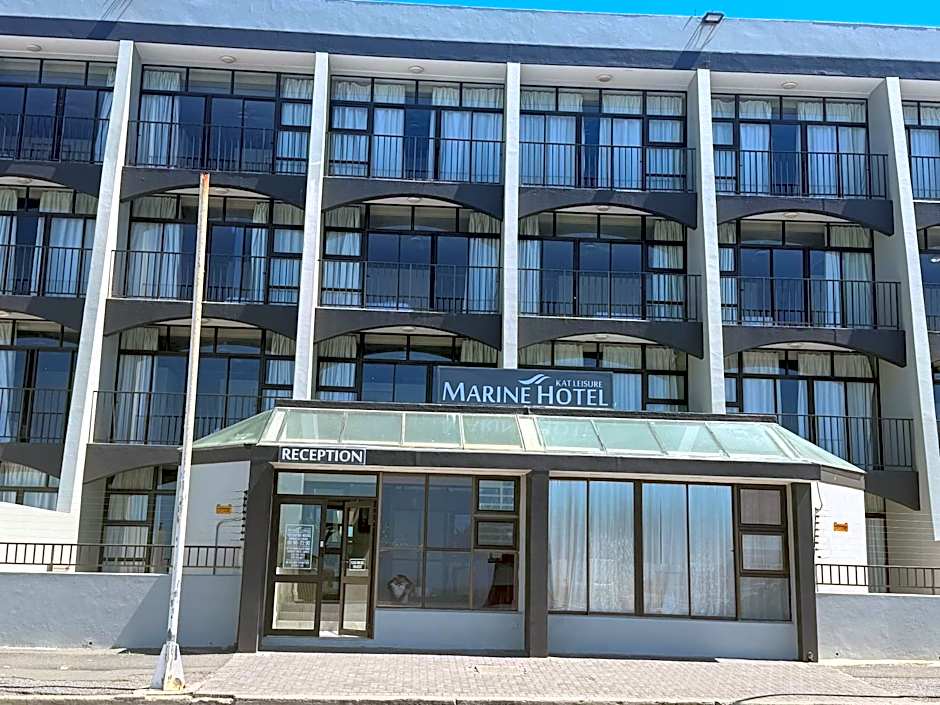 Marine Hotel