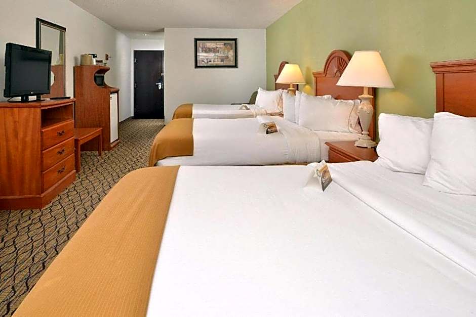 Quality Inn & Suites Jefferson City