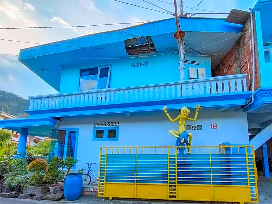 Blue Nineteen RedPartner