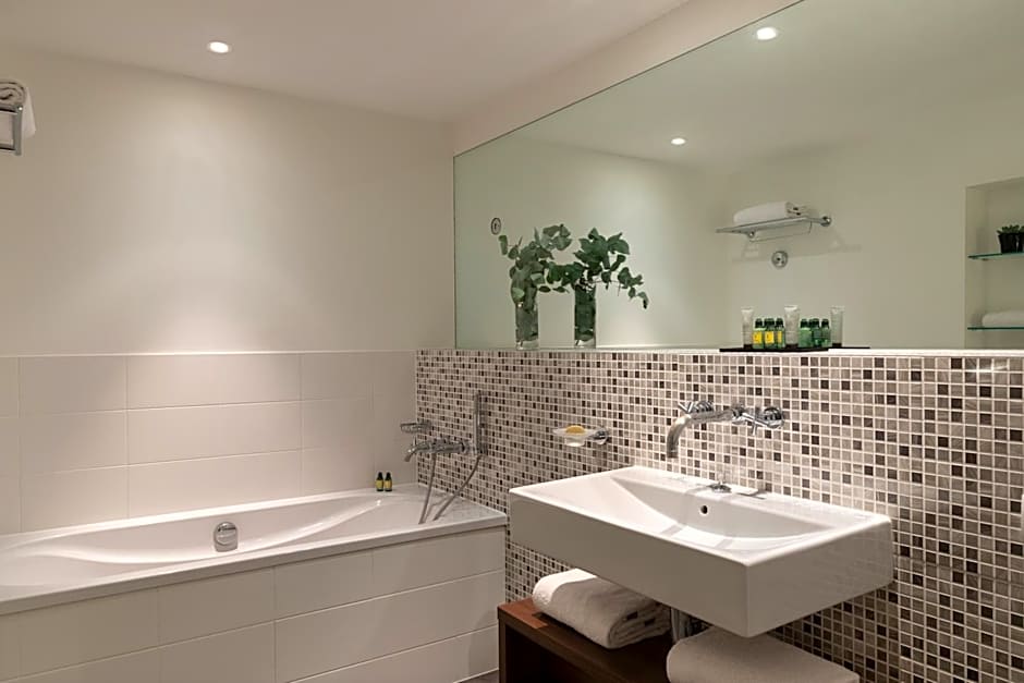 Chateau Belmont Tours by The Crest Collection