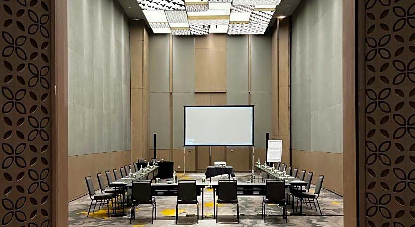 Ra Suites Simatupang