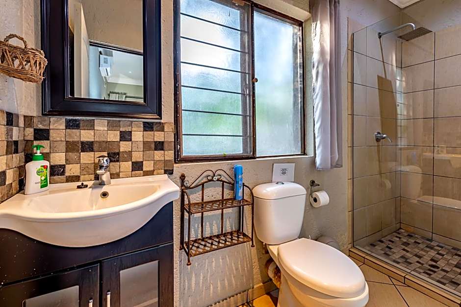 Paradise Creek Lodge