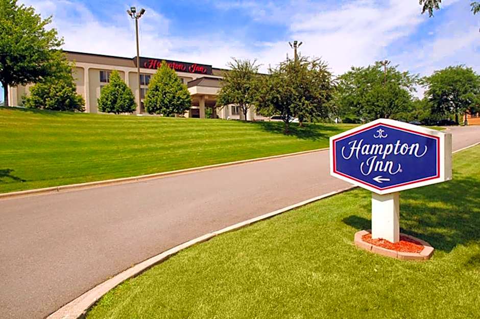 Hampton Inn By Hilton Madison East Towne Mall Area
