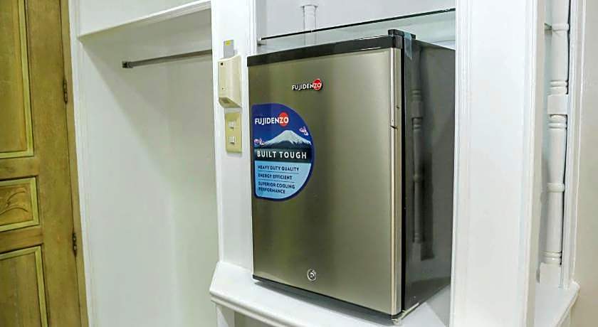 Holiday Plaza Hotel Cebu