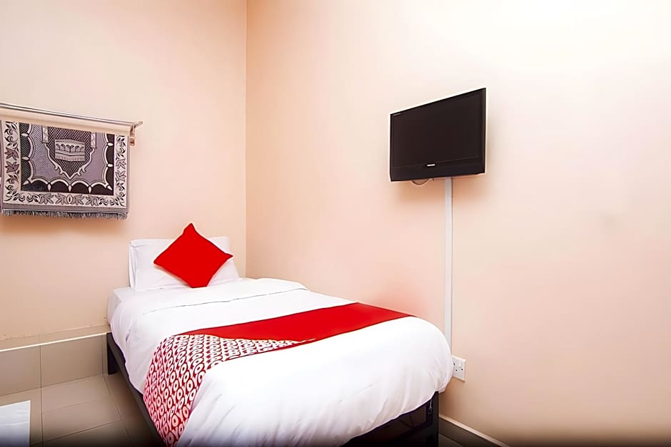 OYO 1224 Hotel Hajah Rohayah