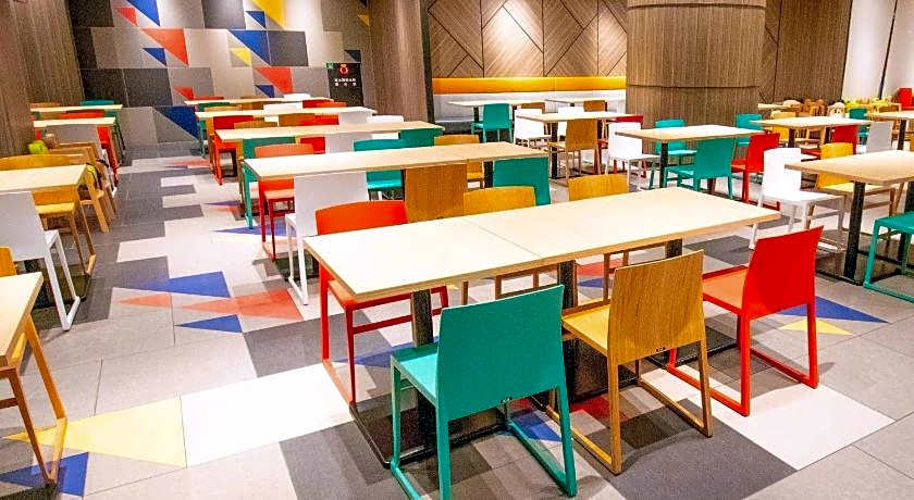 Ibis Styles Tokyo Bay
