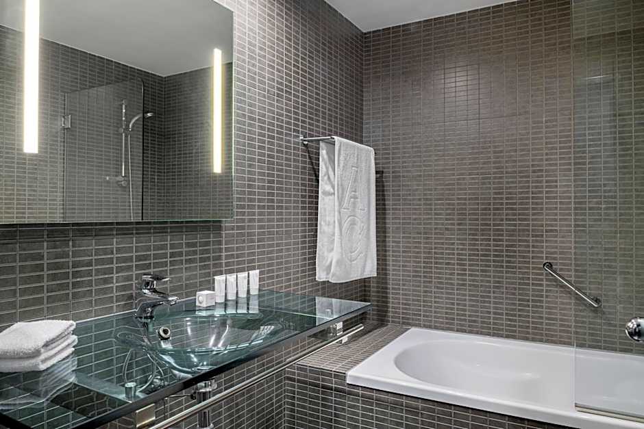 AC Hotel by Marriott Porto
