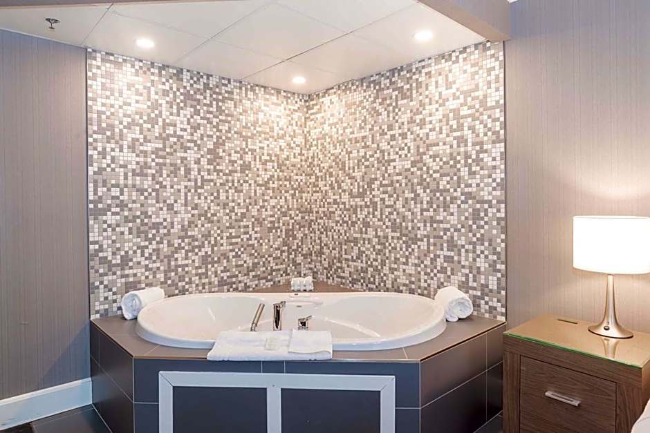 Sandman Signature Lethbridge Lodge