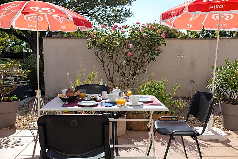 Hôtel LES TERRASSES