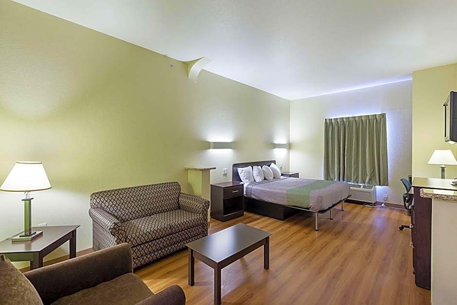 Photo 1 of 10 of Suite, Nonsmoking