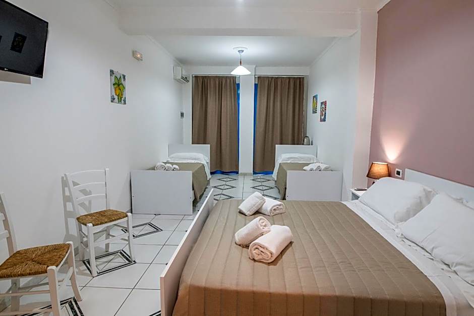 Ada Hotel