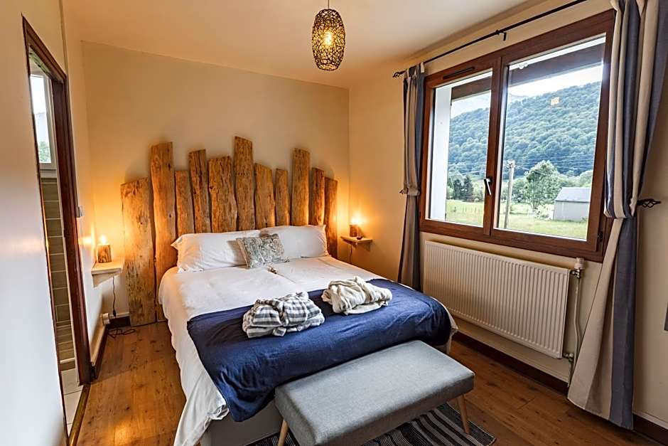 Foto 1 daripada 8 — 1 King Bed, Mountain View