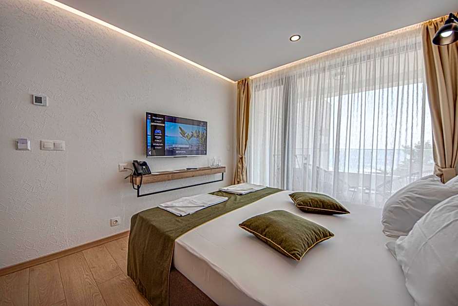 Olive Villas Beach Hotel