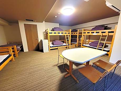 Bed in 8-Bed Mixed Dormitory Room