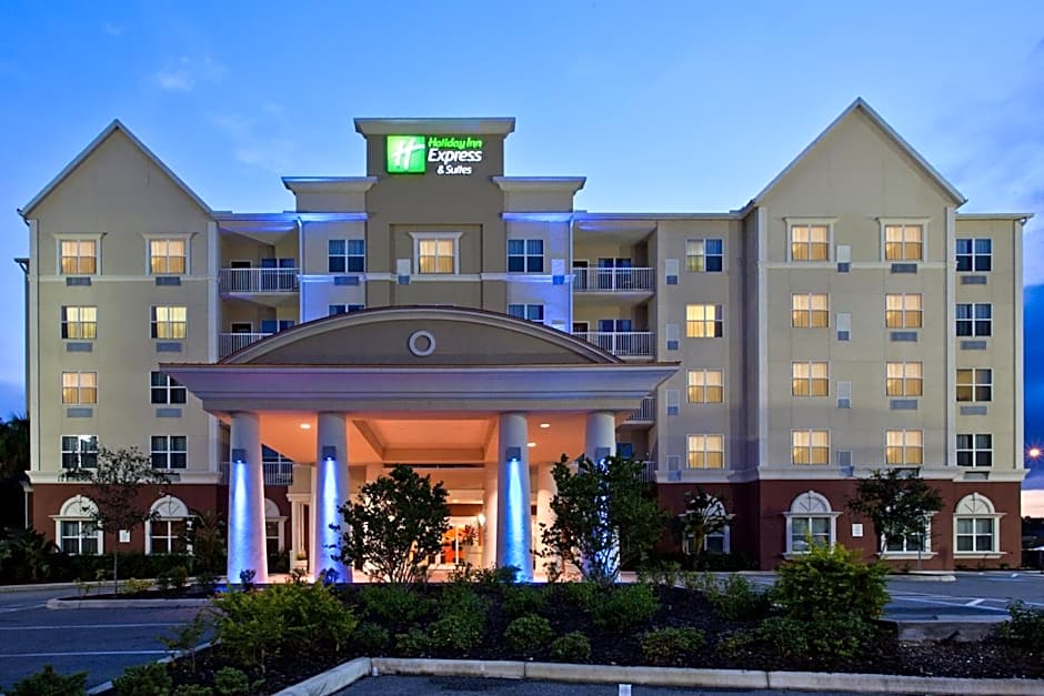 Holiday Inn Express & Suites Lakeland North - I-4 By IHG