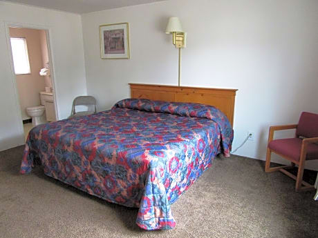 deluxe room, 1 queen bed