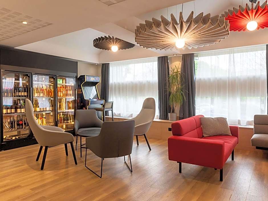 ibis Lyon Est Bron
