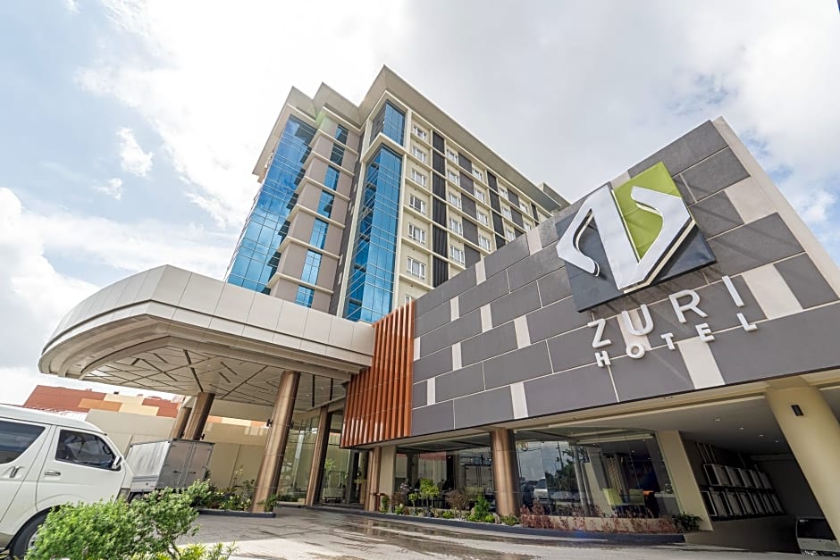 Zuri Hotel