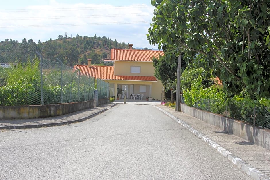 Quartos em vivenda serra da Estrela