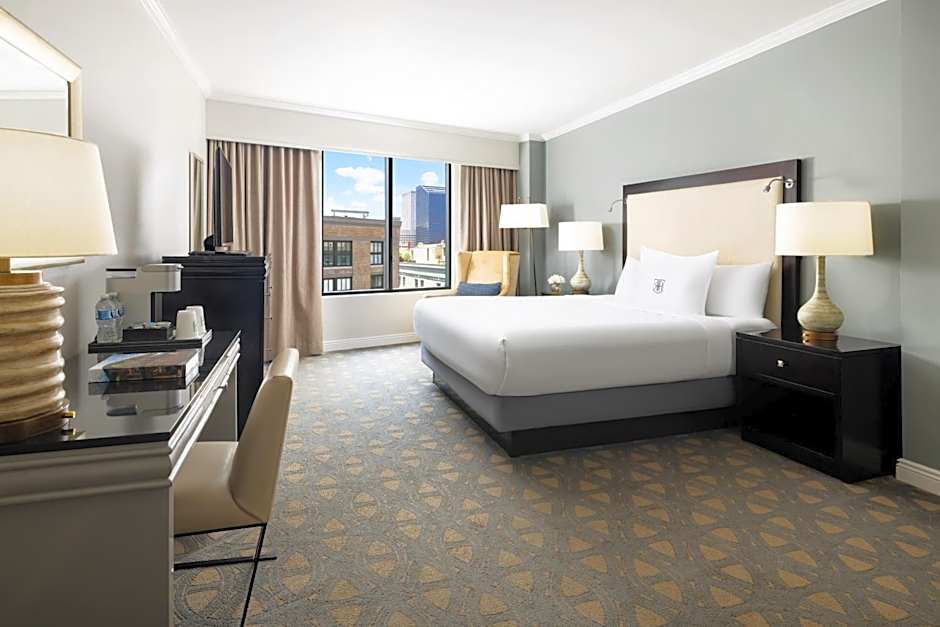 THE RIVERFRONT HOTEL NEW ORLEANS