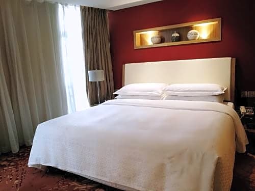 Four Points by Sheraton Tai'an