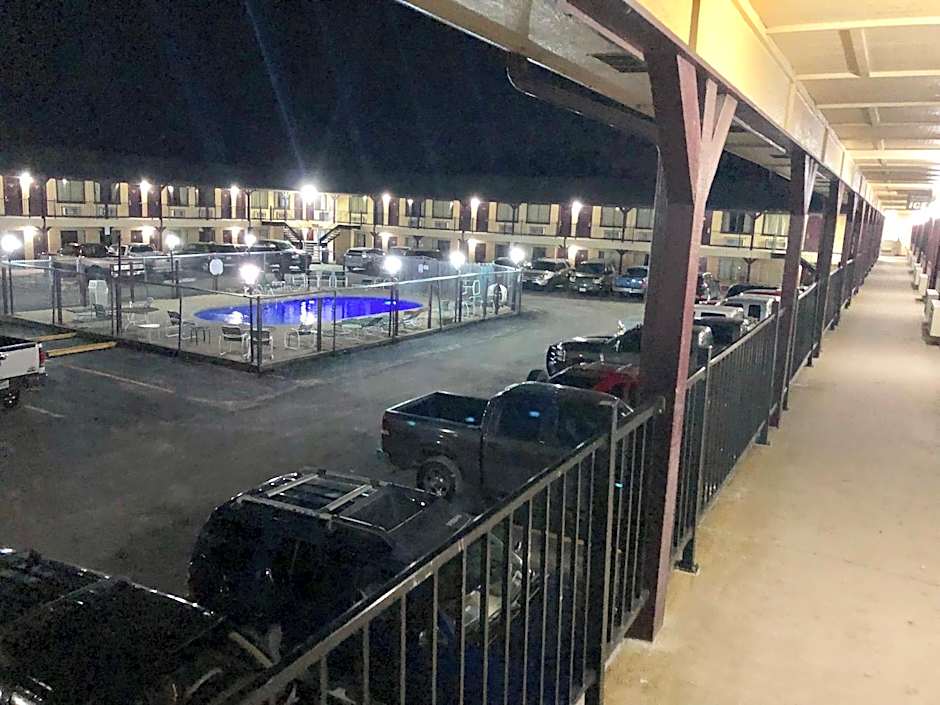 The inn at Mexia