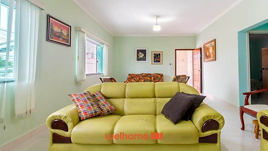 Casa em Peruíbe com Piscina a 10min da Praia