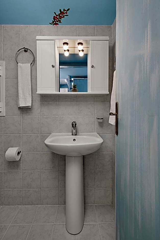 Haraki Memories Beach Studios