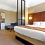 Comfort Suites Savannah North