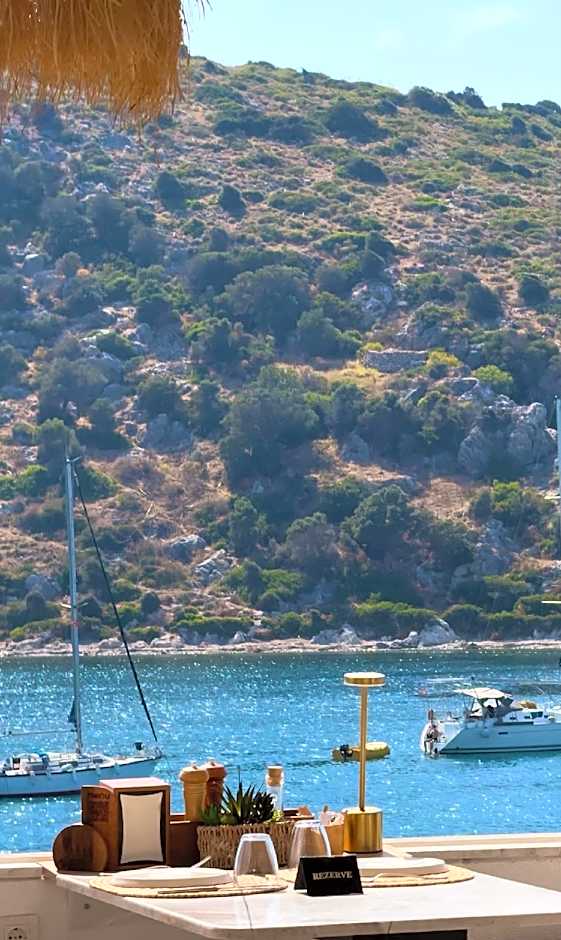 Liman Hotel Gumusluk