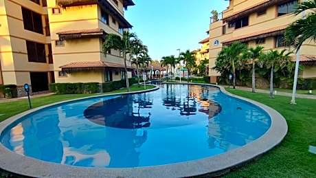 Manhattan Riviera Beach