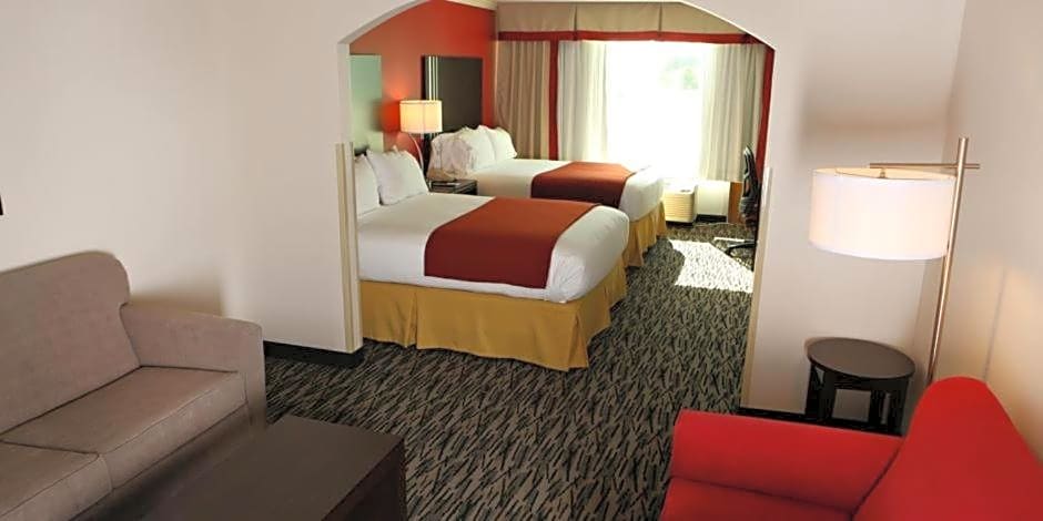 Holiday Inn Express Hotel & Suites - Sumter, an IHG Hotel