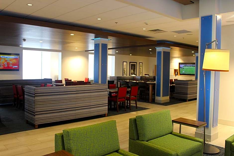Holiday Inn Express Athens - University Area By IHG