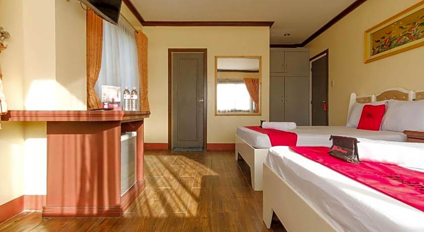 RedDoorz Plus @ Seaborne Hotel Subic Zambales