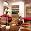 Nomads Party Hotel & Hostel