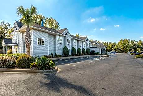 Motel 6-Simpsonville, SC - Greenville