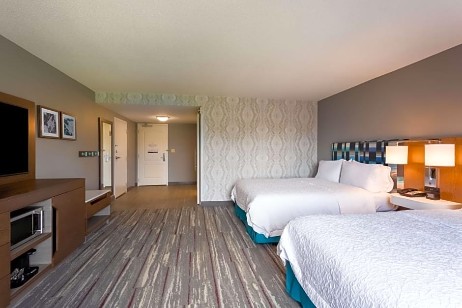 Hampton Inn By Hilton & Suites Herndon-Reston