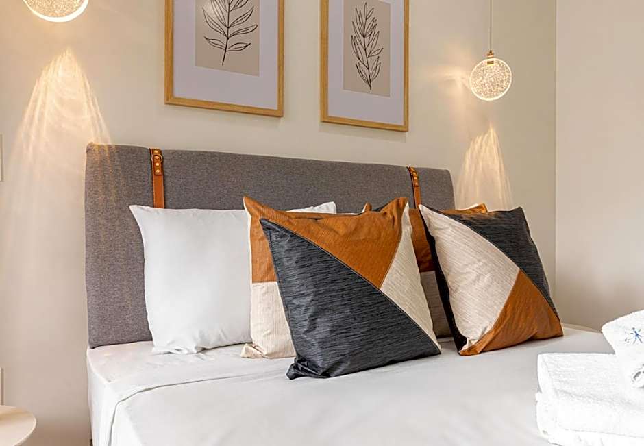 Easy Star - Lindo Studio na m elhor localização do Brooklin!- ZR01H