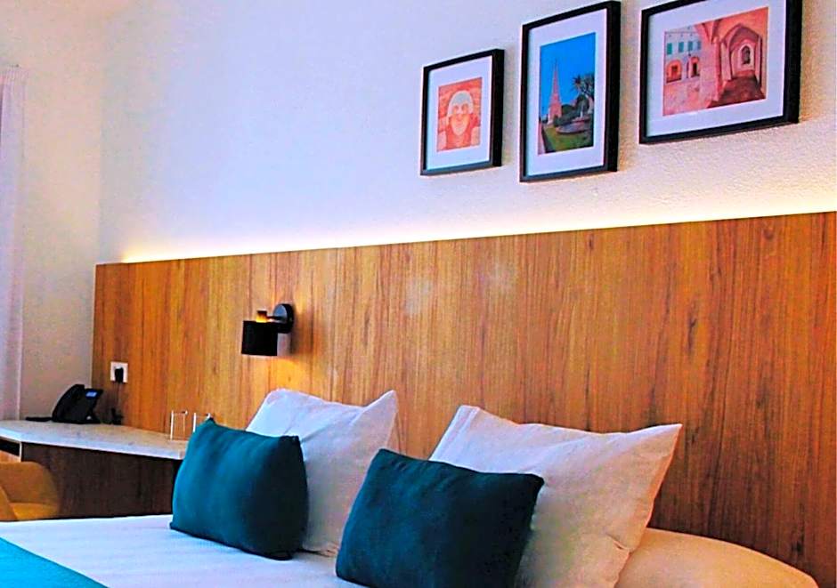 Alfons Hotel